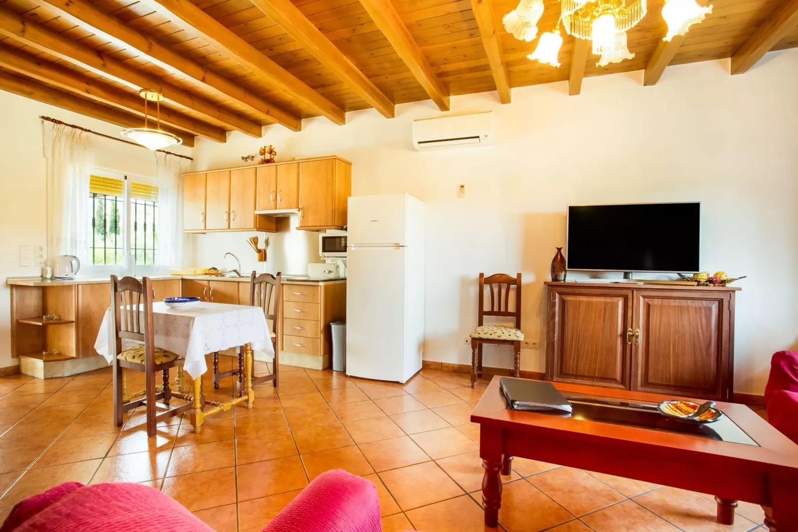 La Vista-Living room
