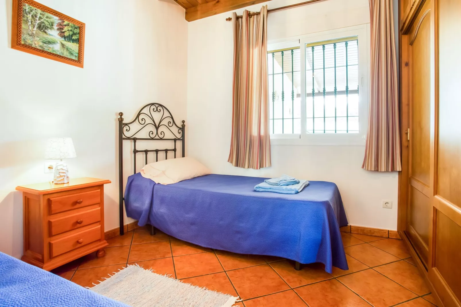 La Vista-Bedroom