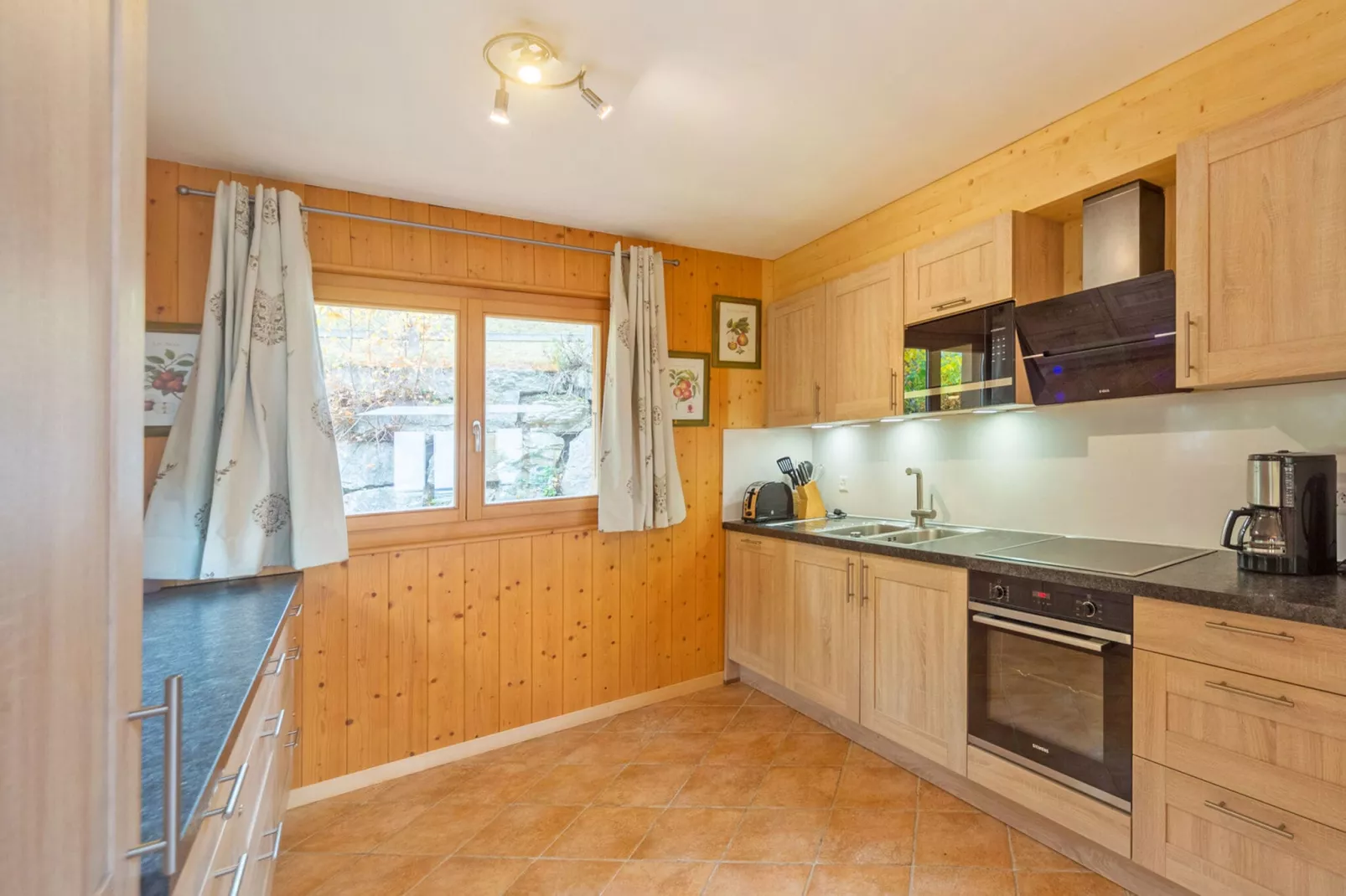 Pierina-Kitchen