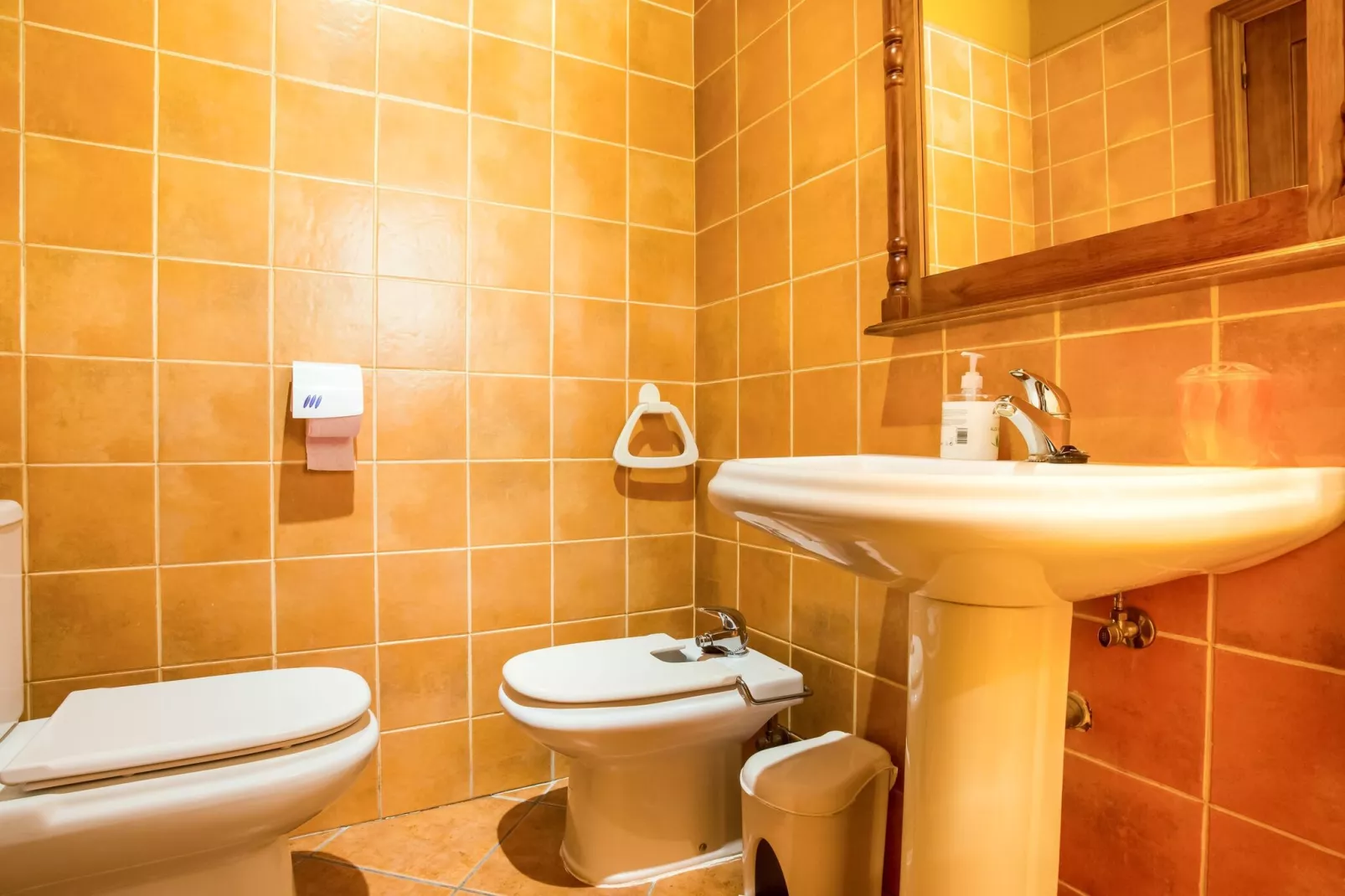 La Vista-Bathroom