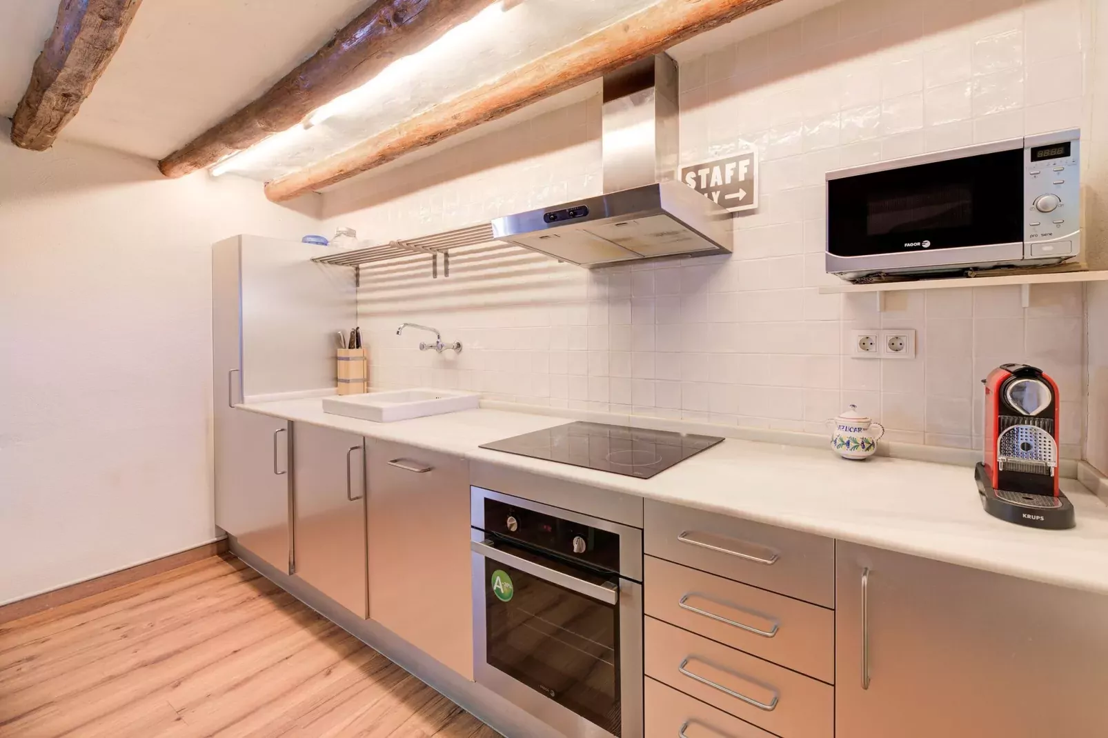 LA TORRE DE SEBASTIA-Kitchen