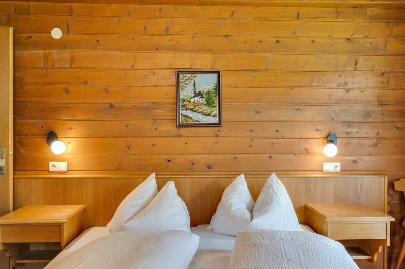 Sophie-Bedroom
