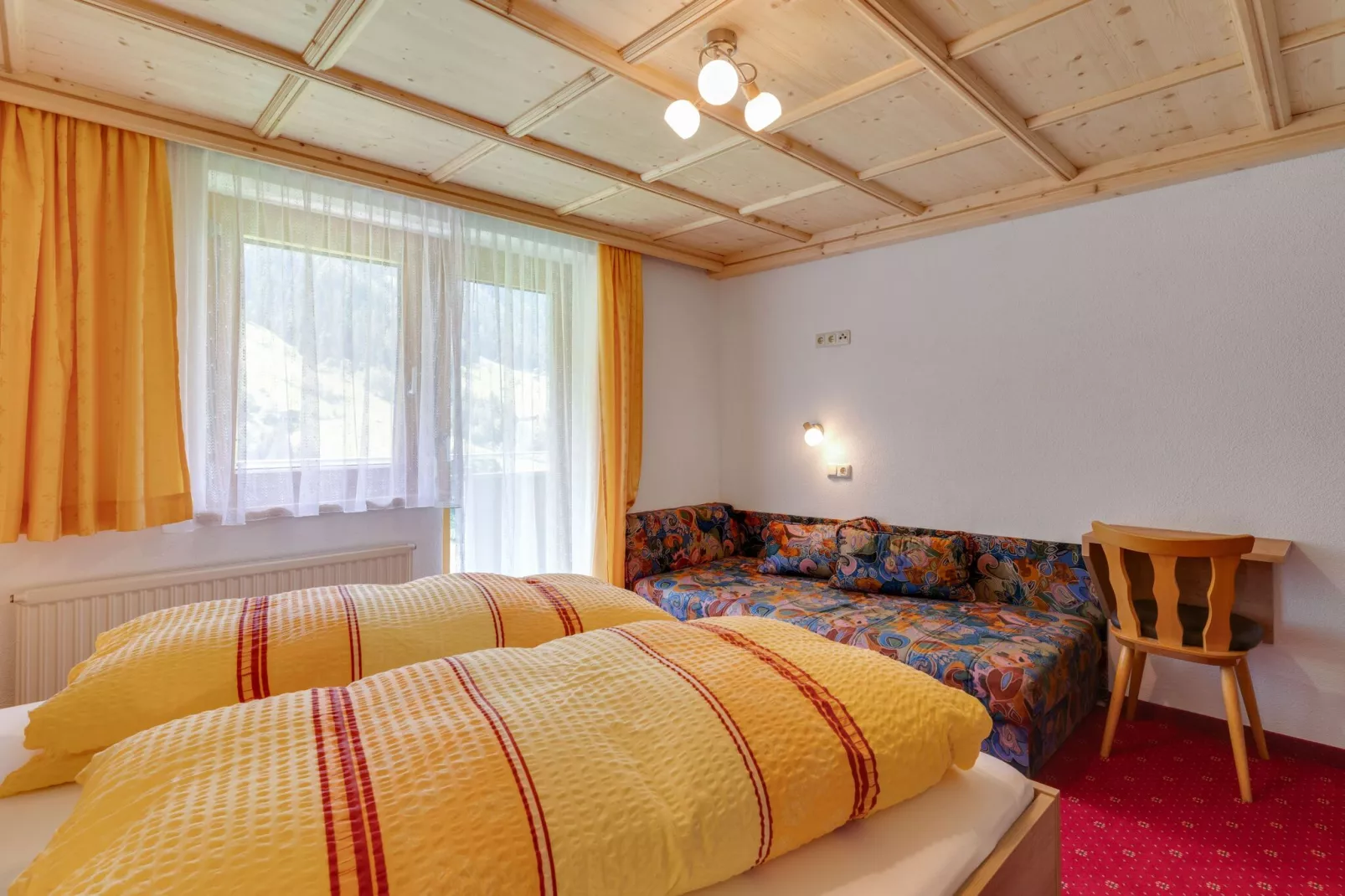 Sophie-Bedroom