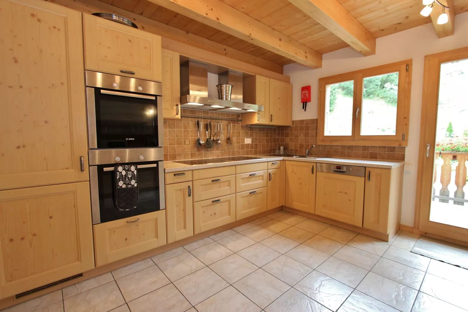 Charmille-Kitchen