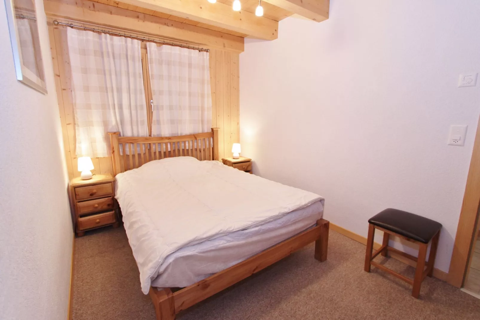 Charmille-Bedroom
