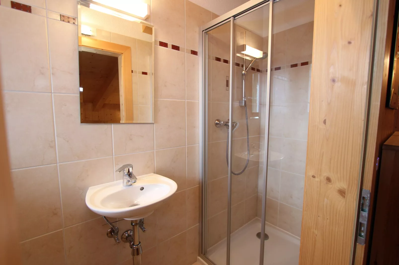 Charmille-Bathroom
