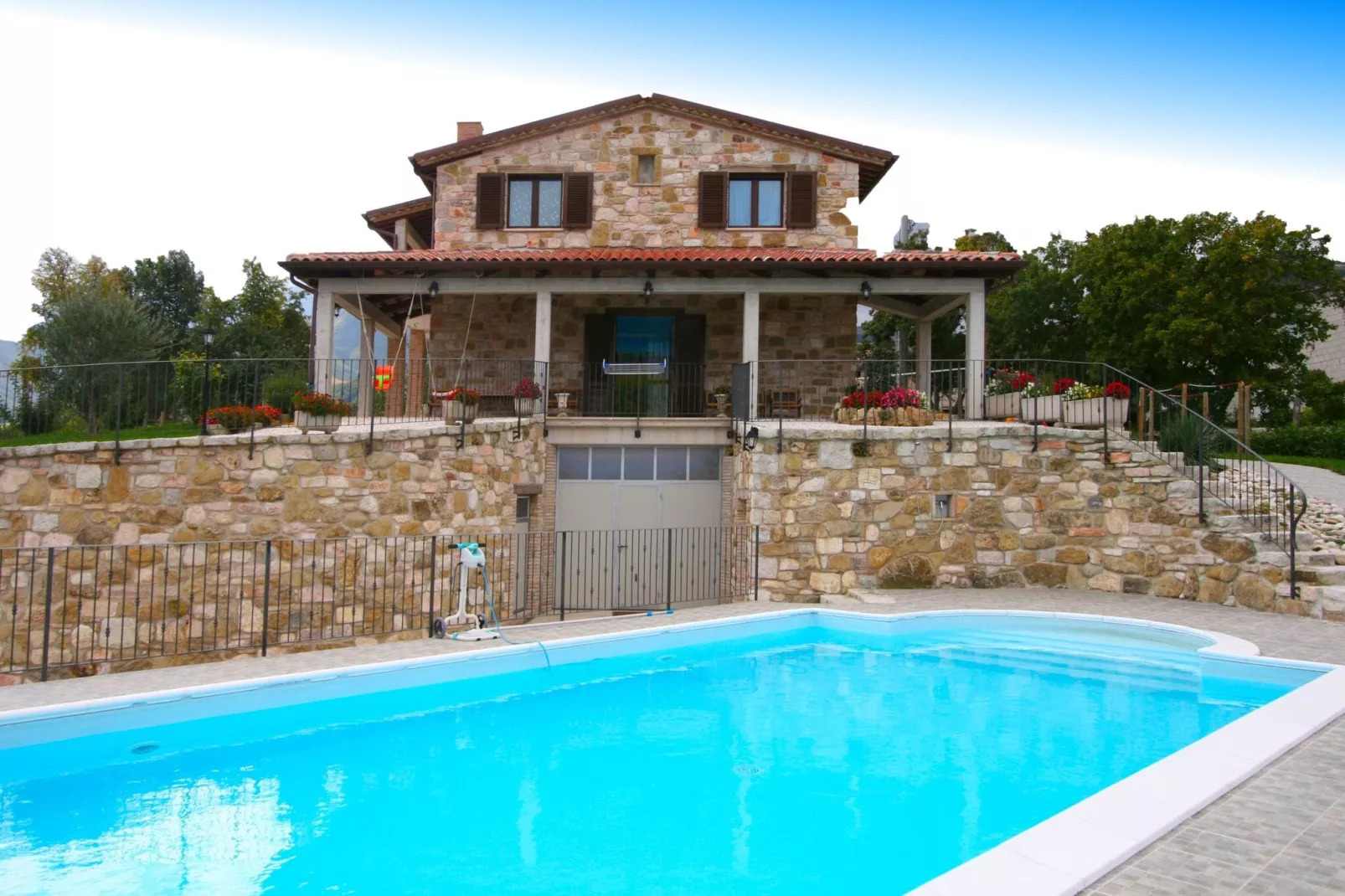 Raggio di Sole-Pool