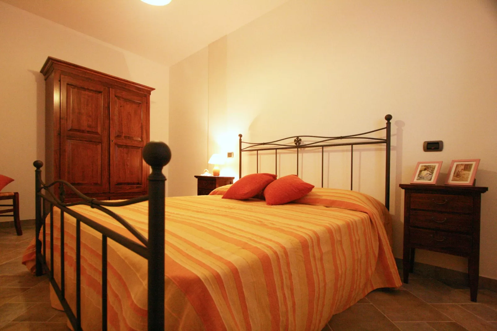 Raggio di Sole-Bedroom