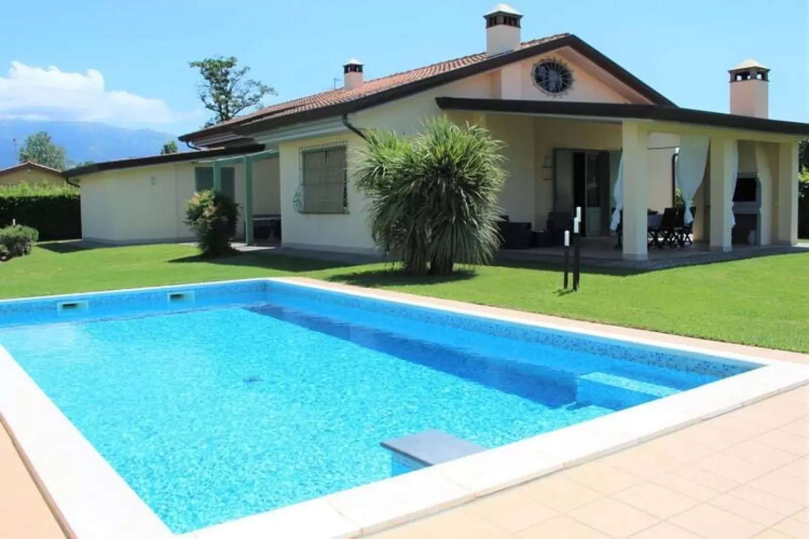 Villa Anna  holiday home ca 160 qm-Villa Anna ca 160 qm-Piscine