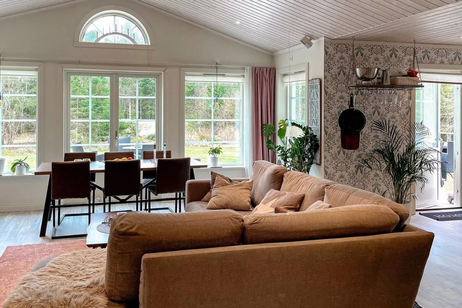 5 person holiday home in ULRICEHAMN-By Traum-Indoor