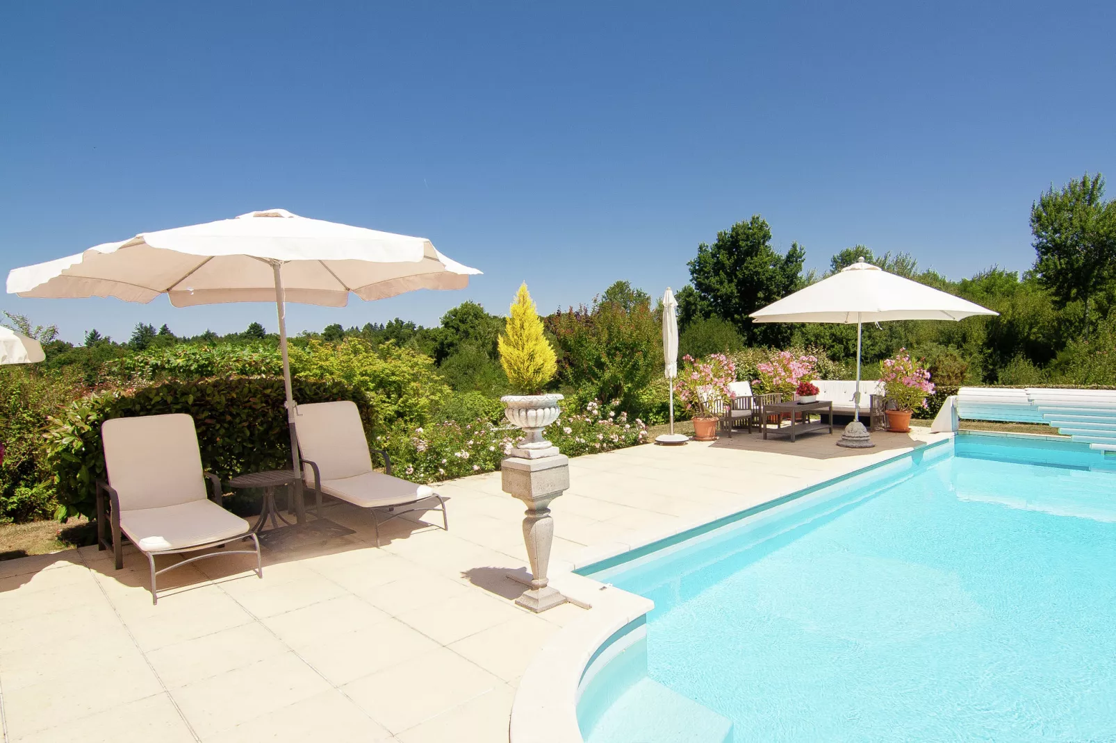 La Haute Prèze 34 près de la Dordogne-Schwimmbad
