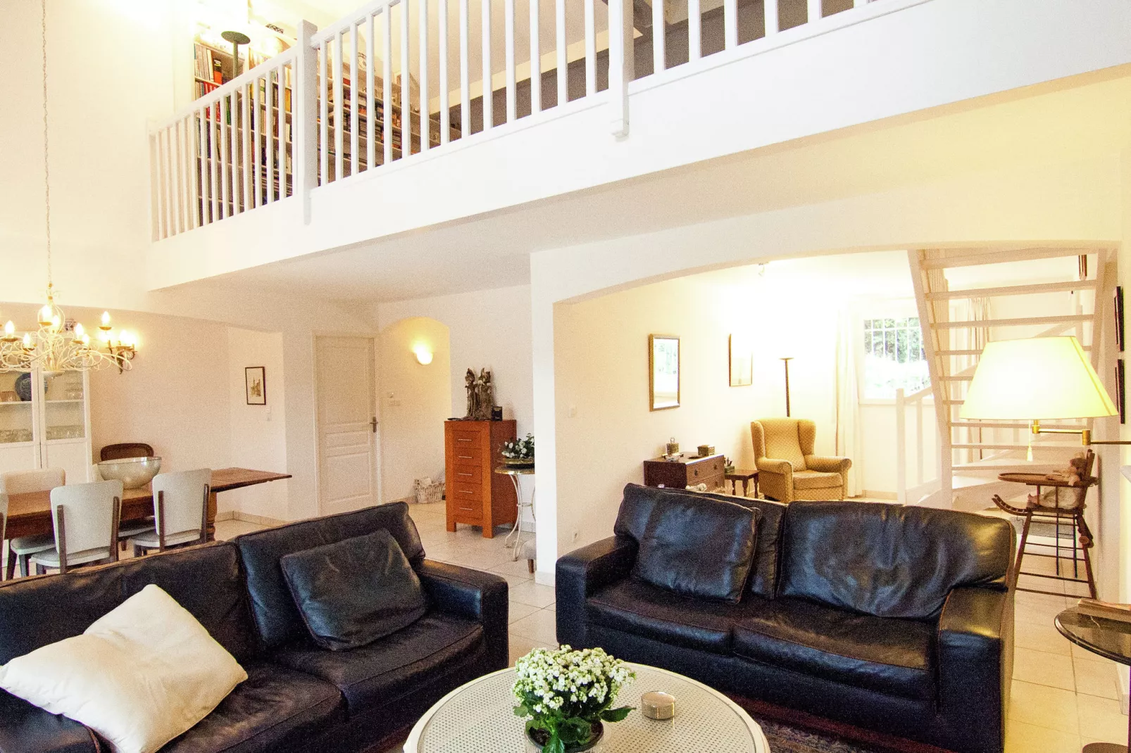 La Haute Prèze 34 près de la Dordogne-Wohnzimmer
