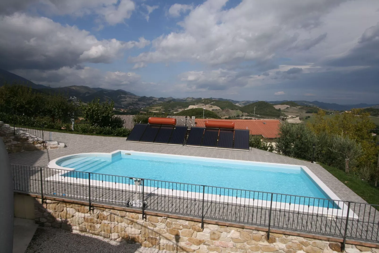 Raggio di Sole Aurora-Pool