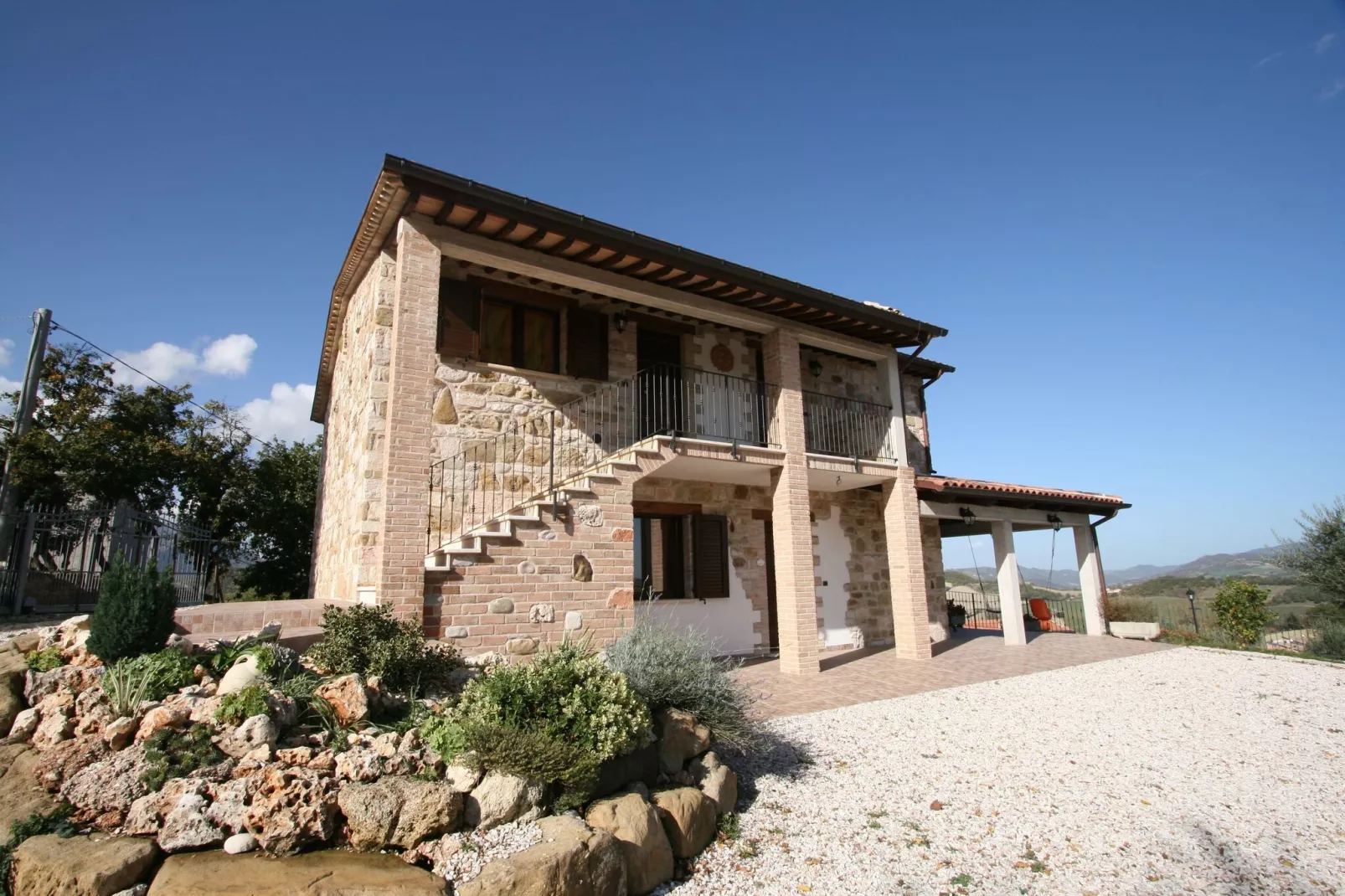 Raggio di Sole Aurora-Exterior summer