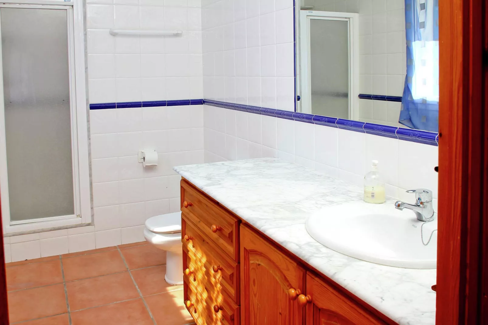 Canyar Enzell-Bathroom