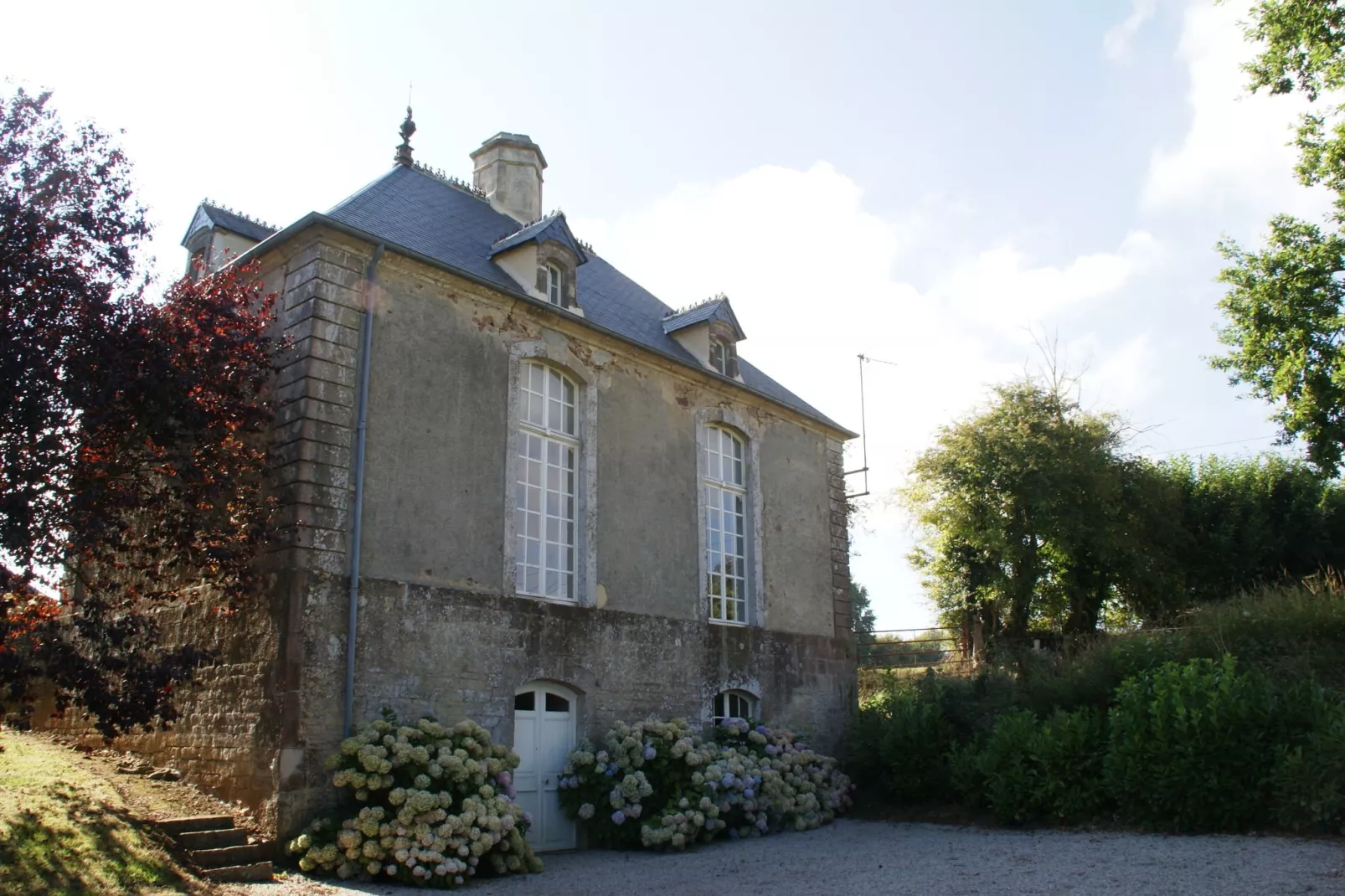 Maison de vacances Valognes-Außenbereich Sommer