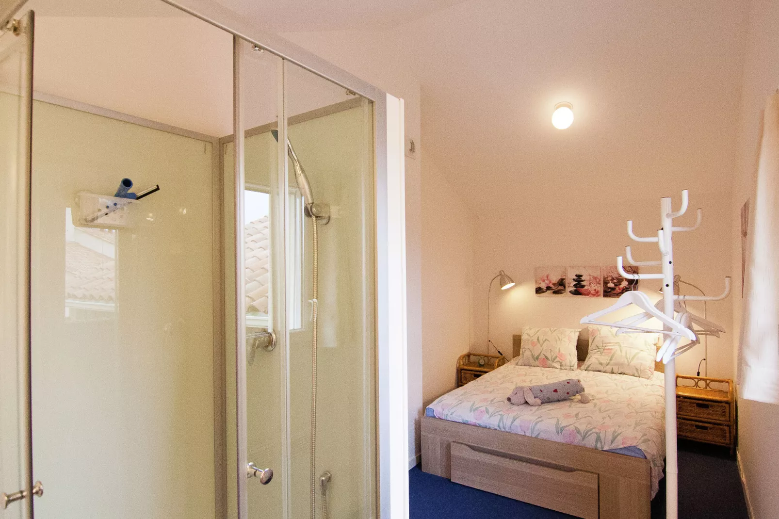 La Haute Prèze 34 près de la Dordogne-Badezimmer