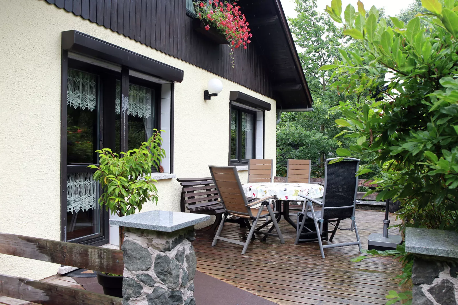 Am Wald-Terrasse / balcon