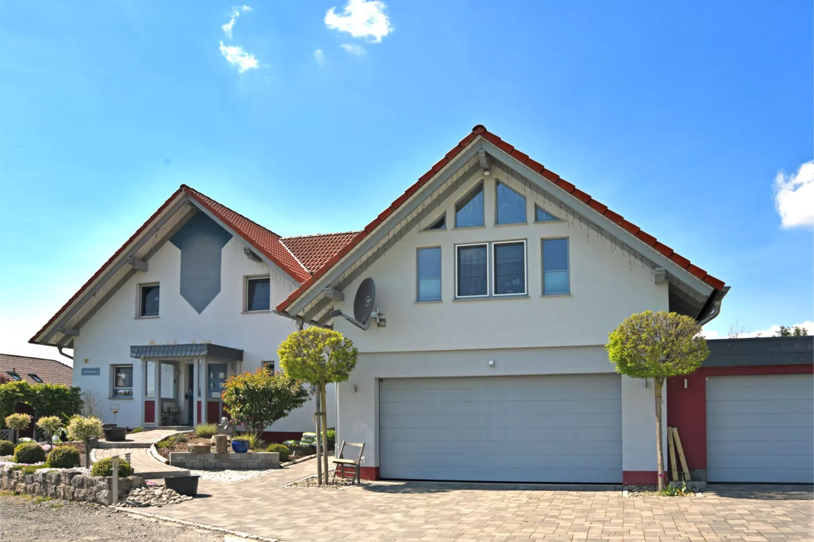 Eulennest-Exterior summer