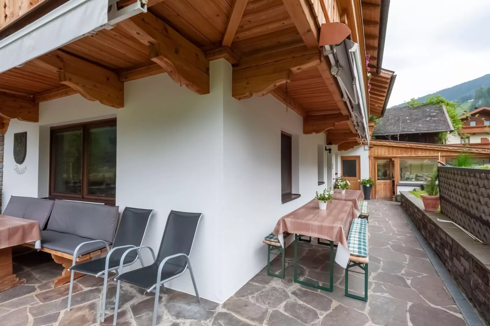 Moiklerhof-Terrace balcony