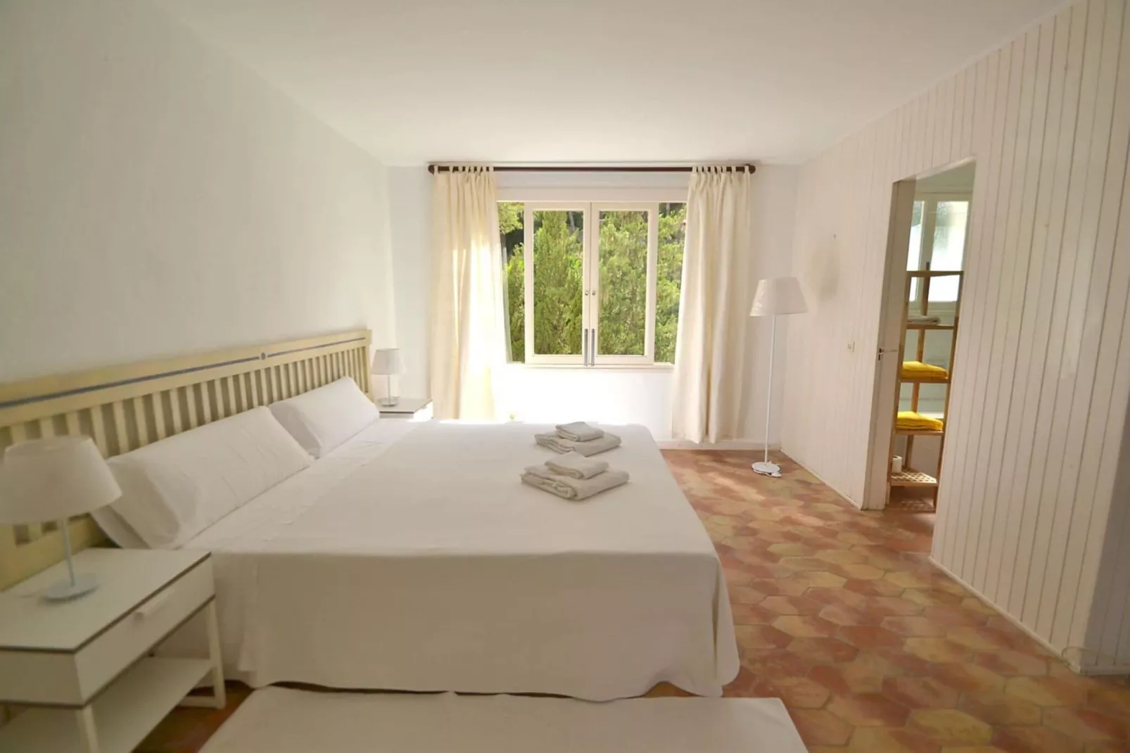 Blu Marine-Bedroom