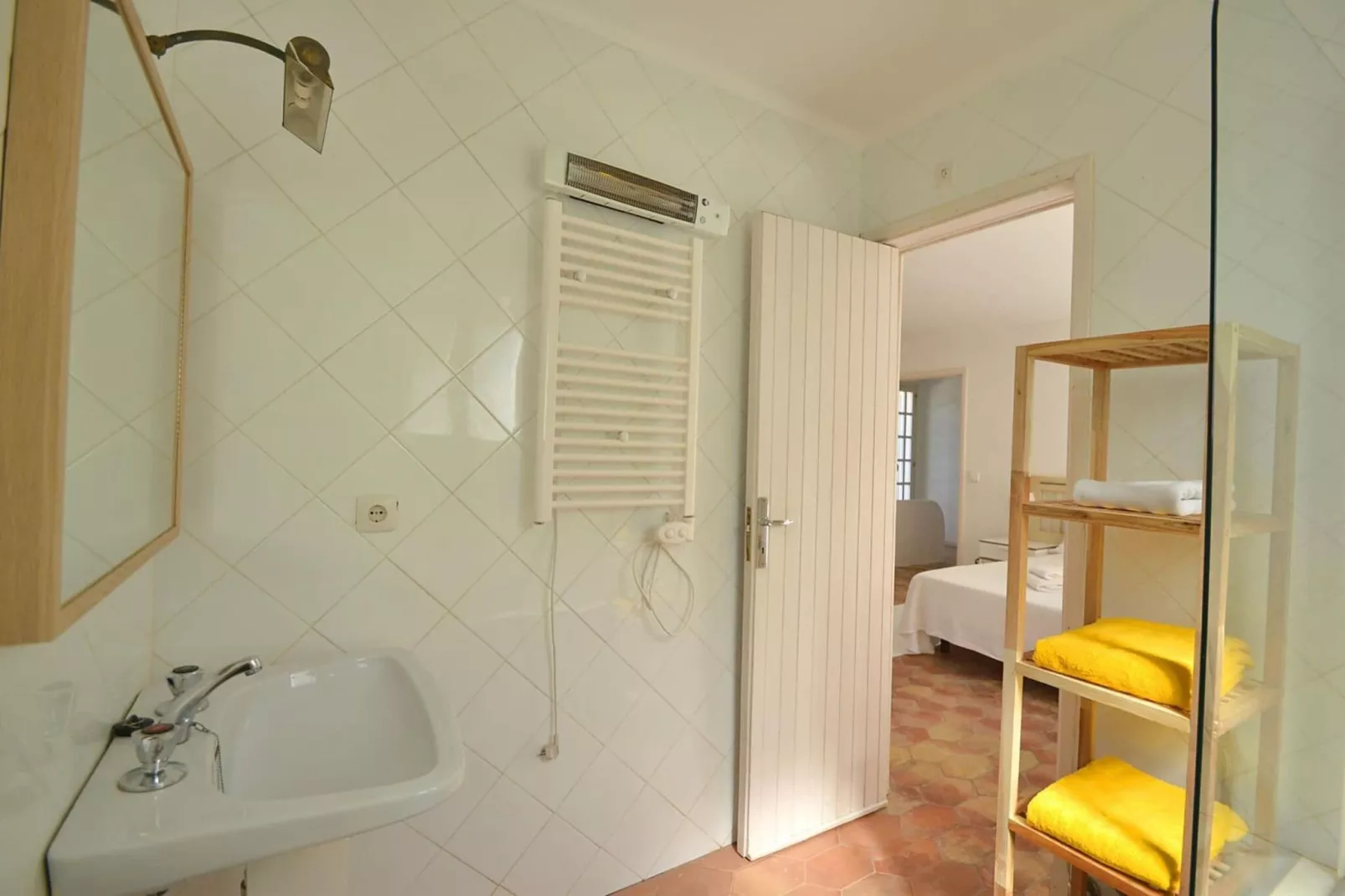 Blu Marine-Bathroom