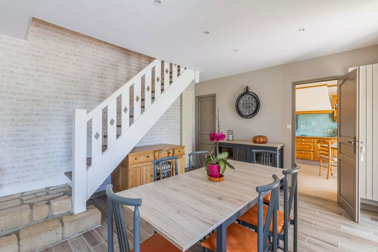 MAISON LEBLOND/MONTAIGU-Living room