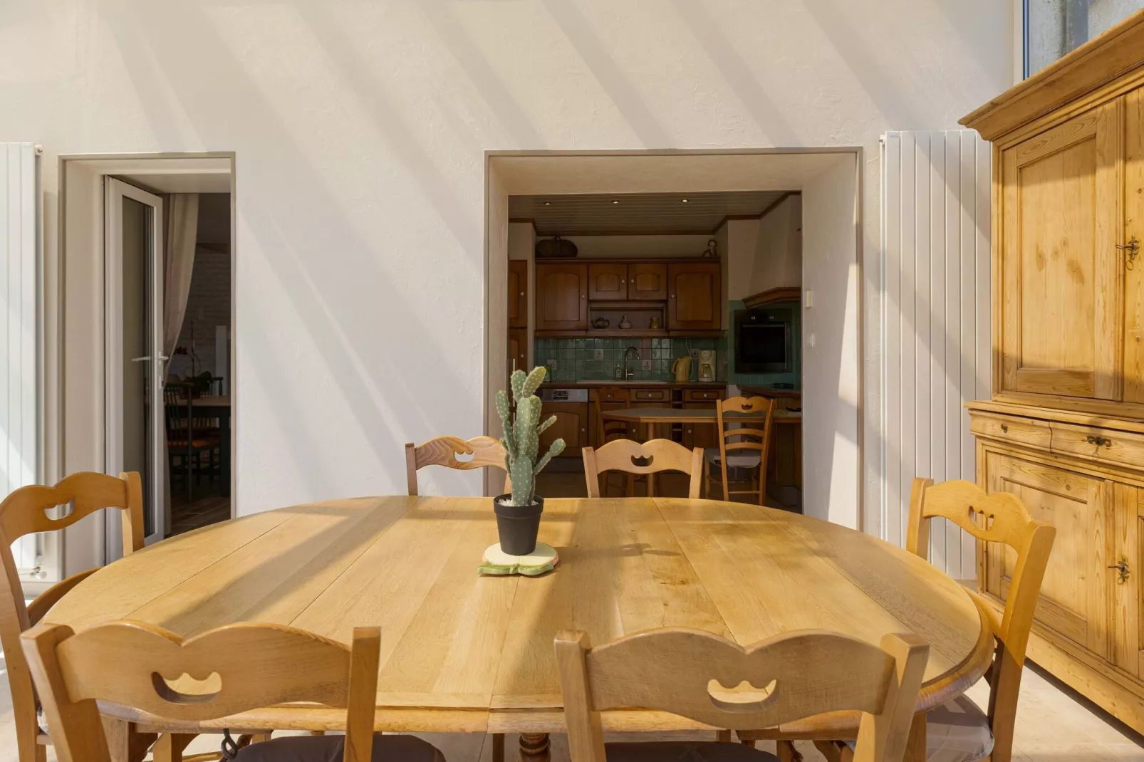 MAISON LEBLOND/MONTAIGU-Dining room