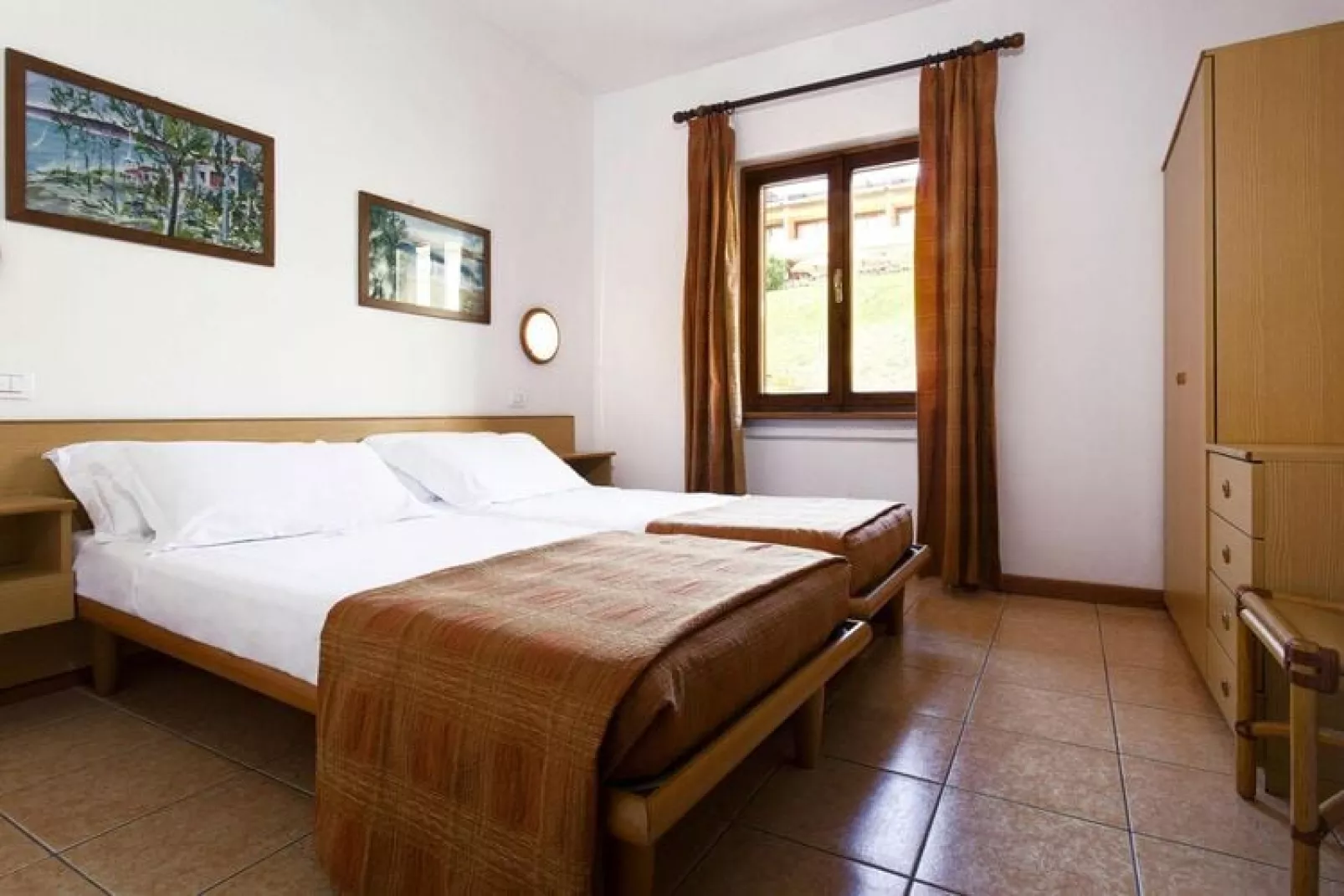Apartments Poiano, Garda-bilo lake view-Schlafzimmer