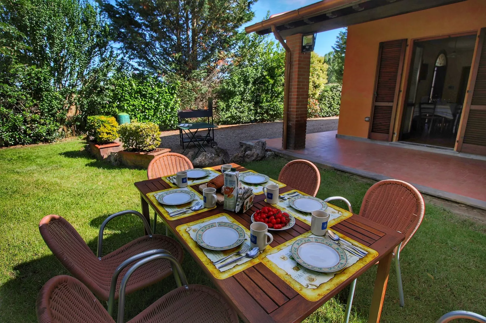 Tosco-Terrace balcony