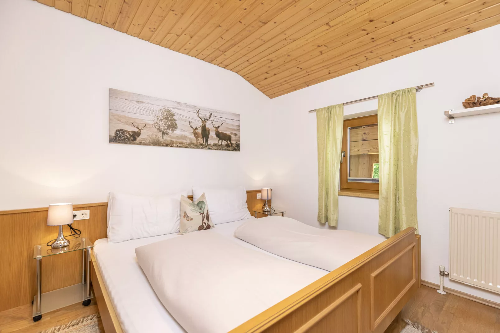 Apartment Zillertalblick-Schlafzimmer