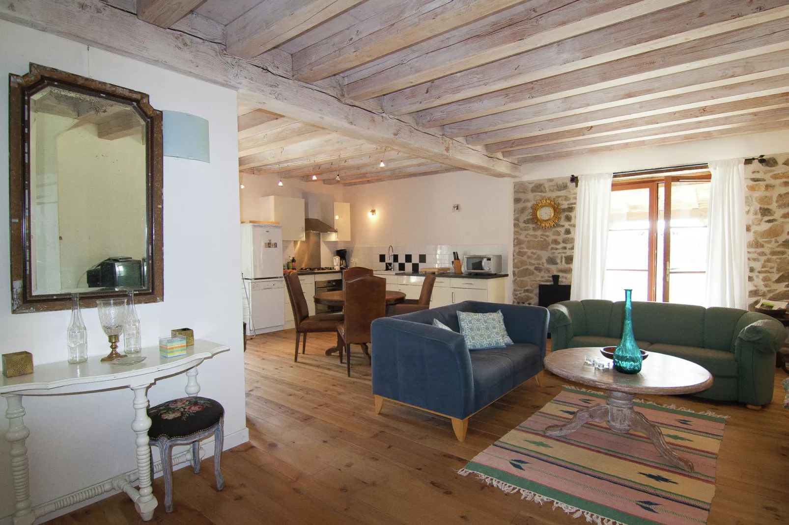 La Caleche-Living room