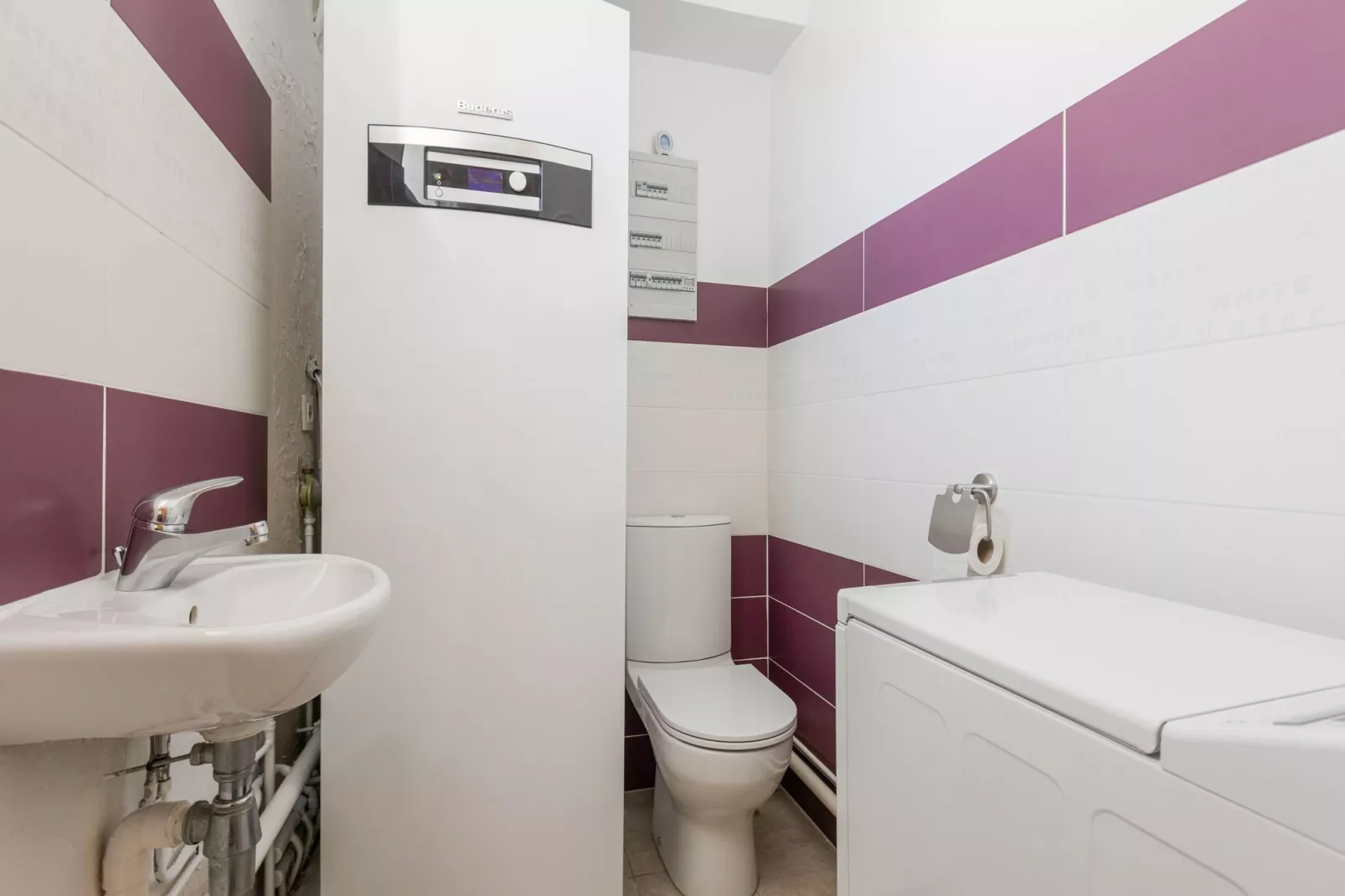 MAISON LEBLOND/MONTAIGU-Bathroom