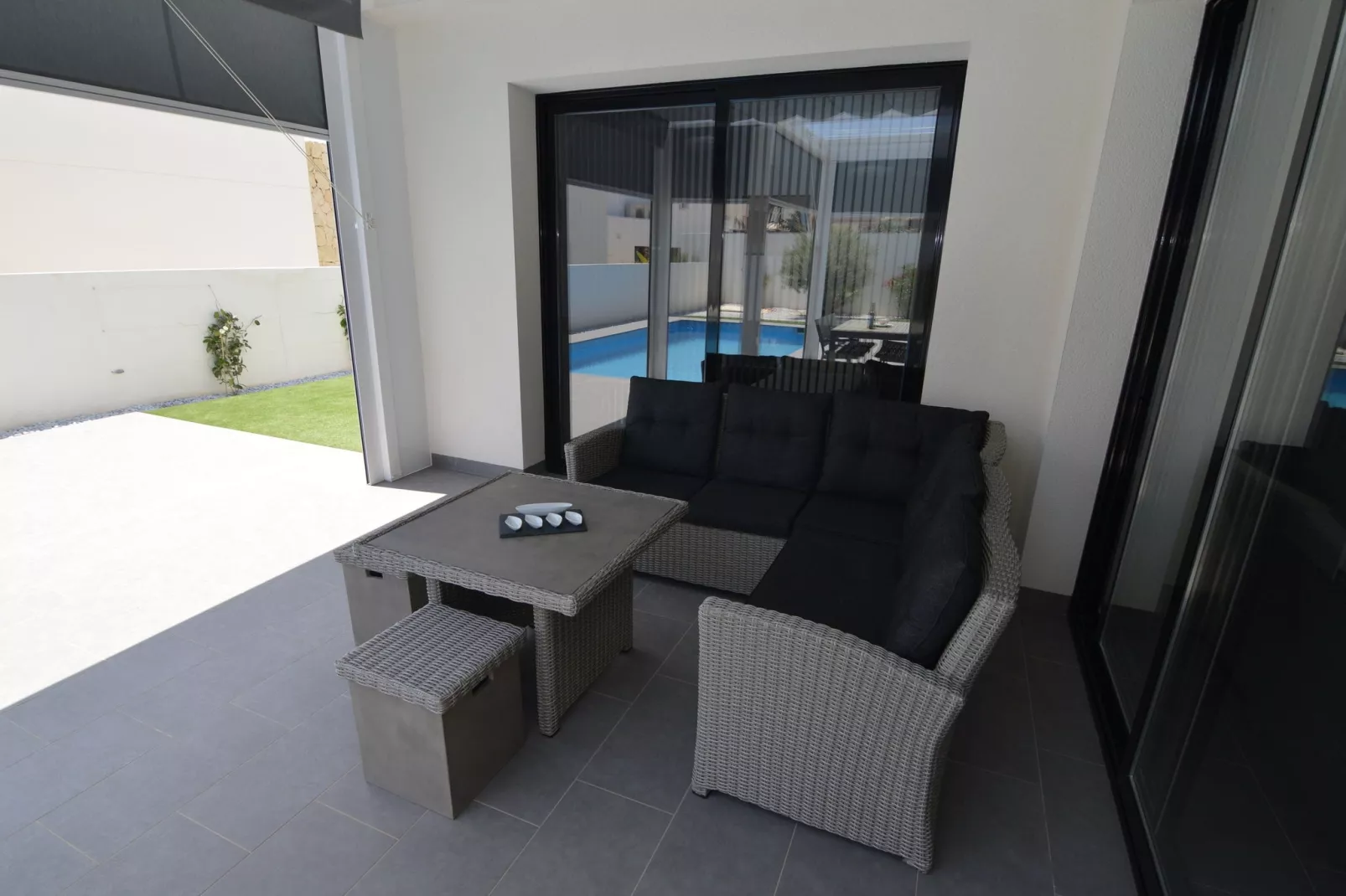 Villa Levante-Balcon-terrasse
