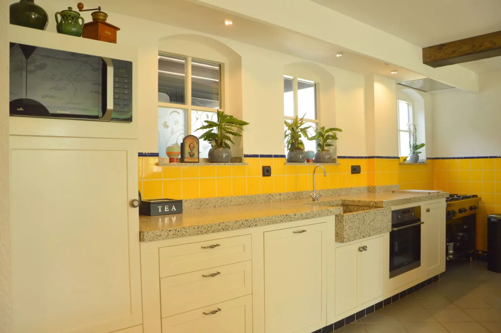 Tramutana-Kitchen