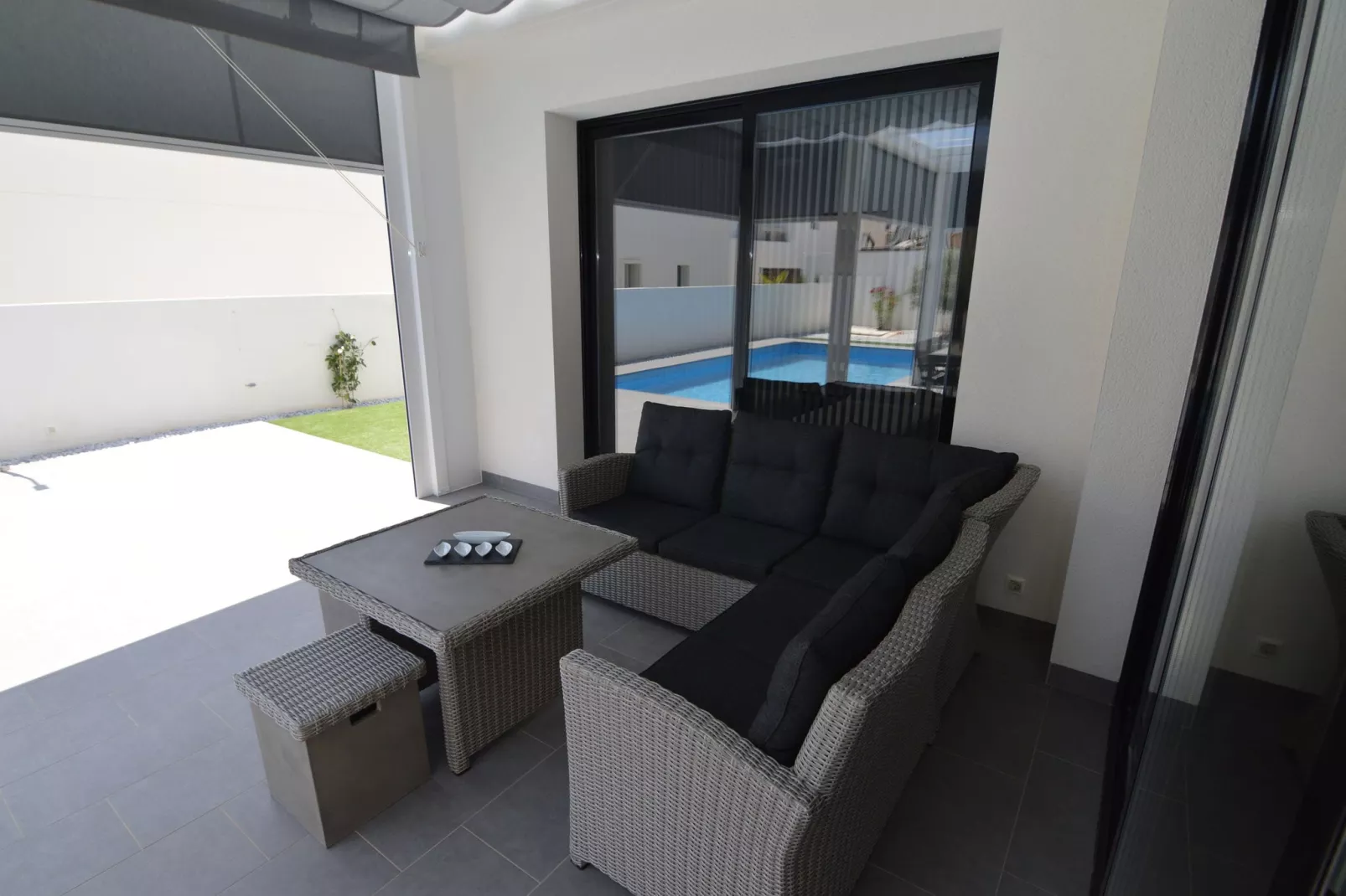 Villa Levante-Balcon-terrasse