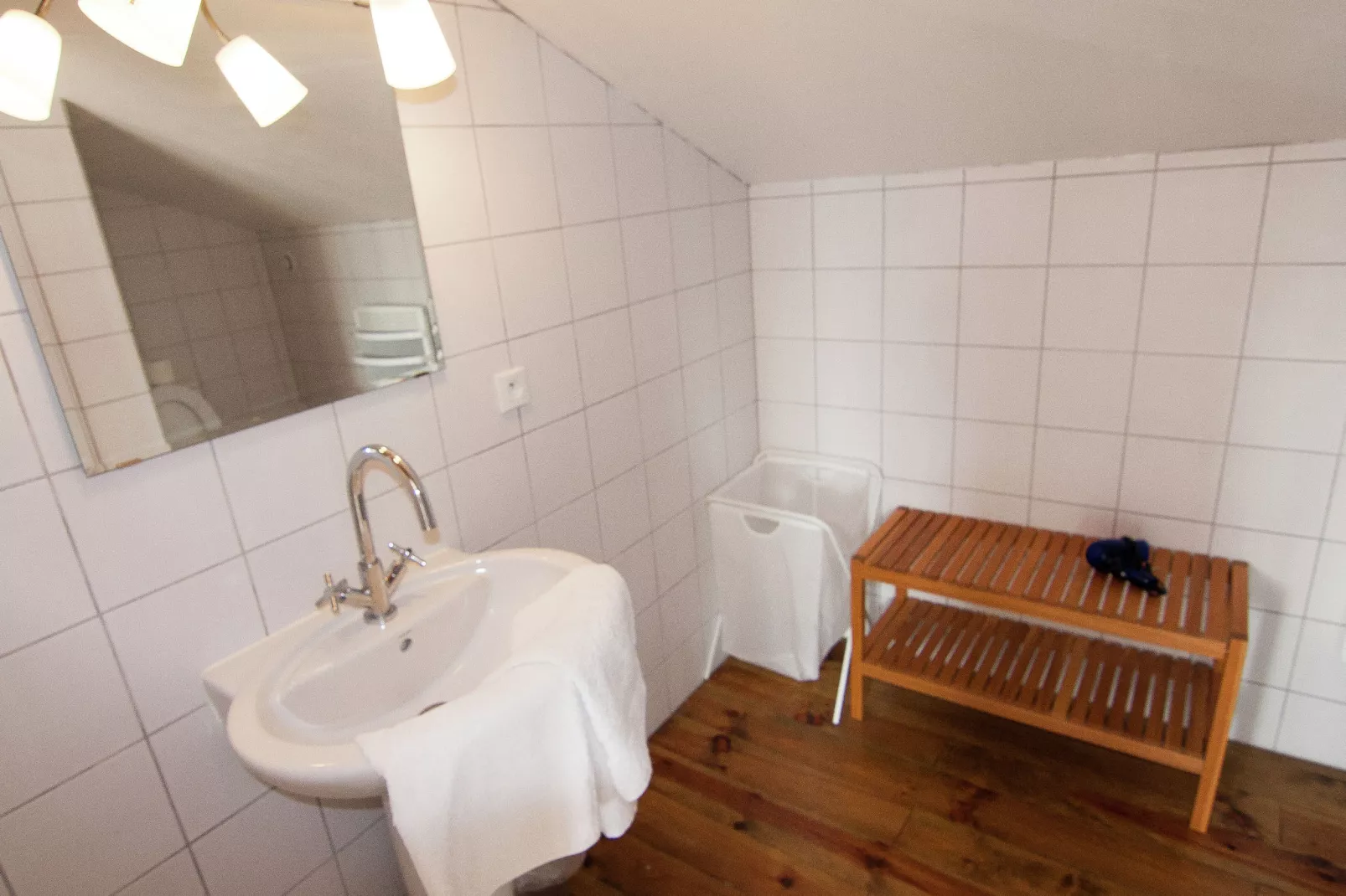 La Caleche-Bathroom