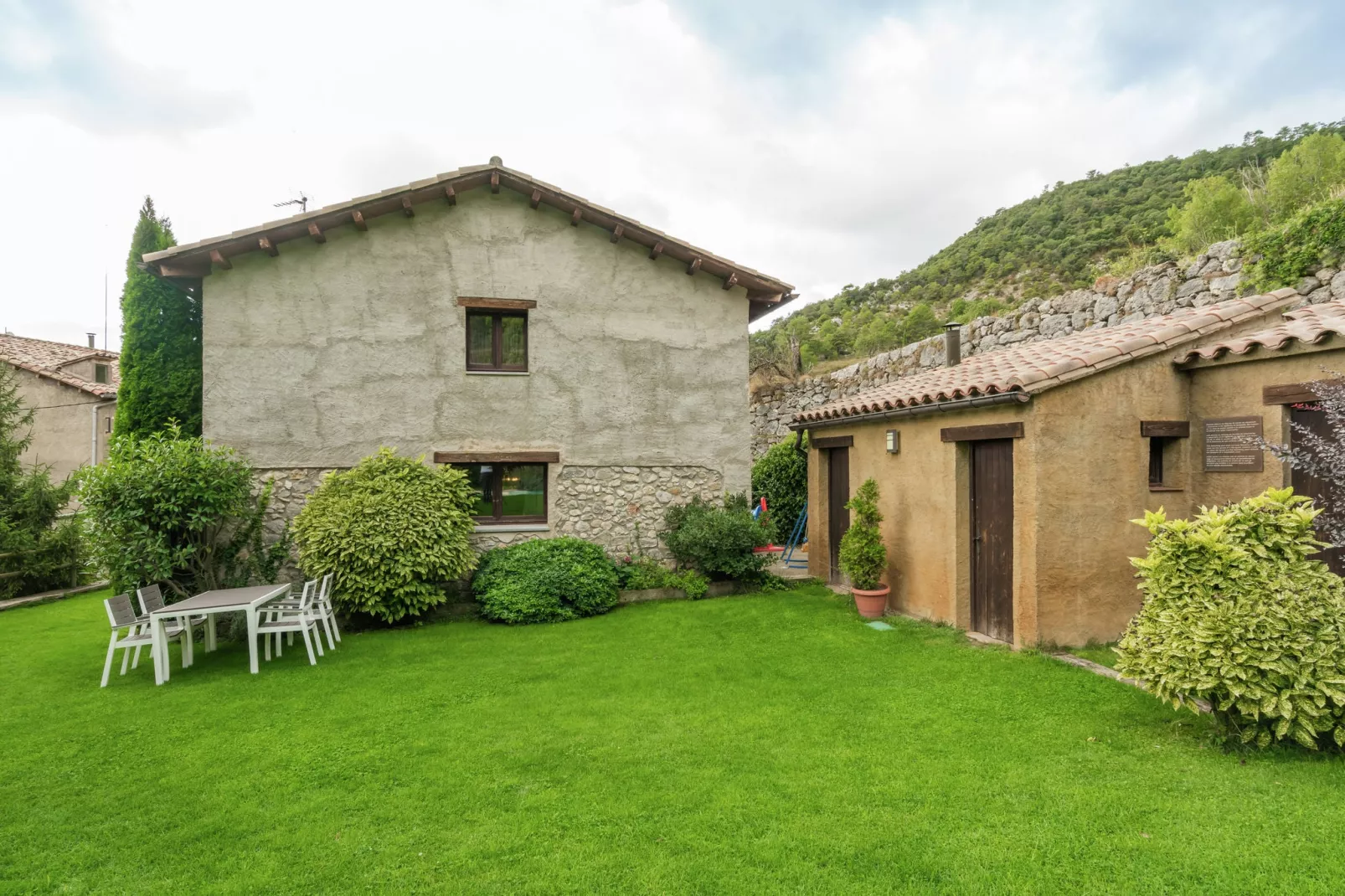 Casa Espunyes-Exterior summer