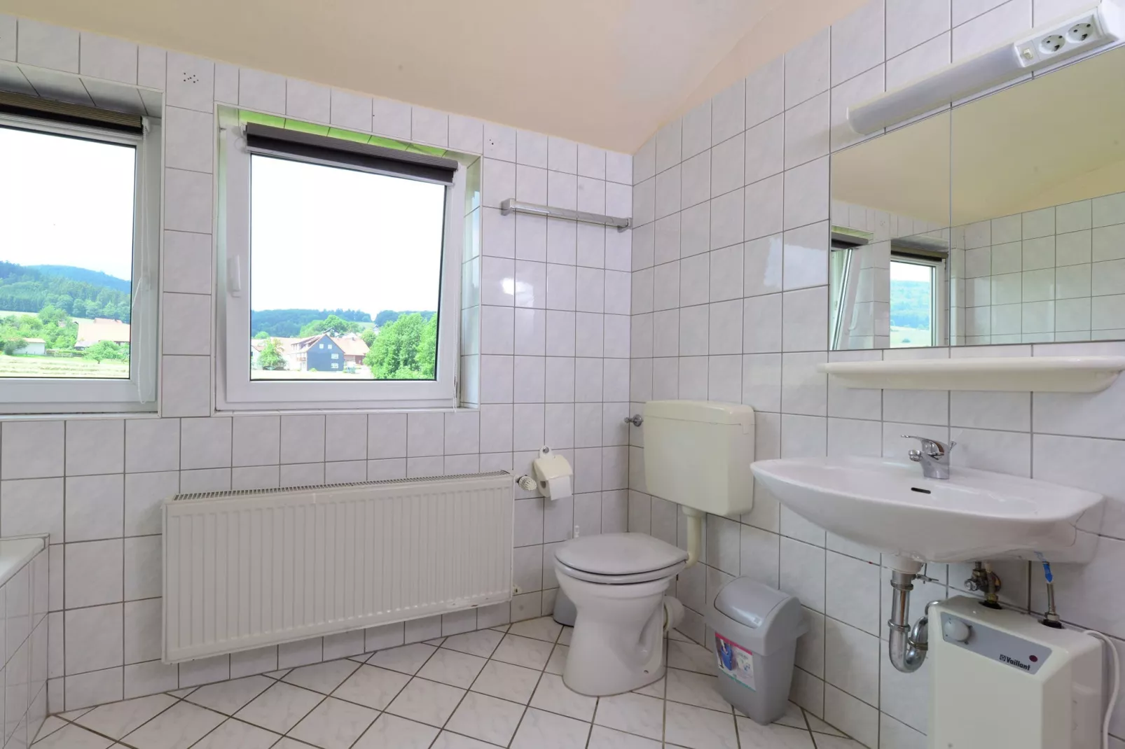 Sauerland - Diemelsee-Bathroom