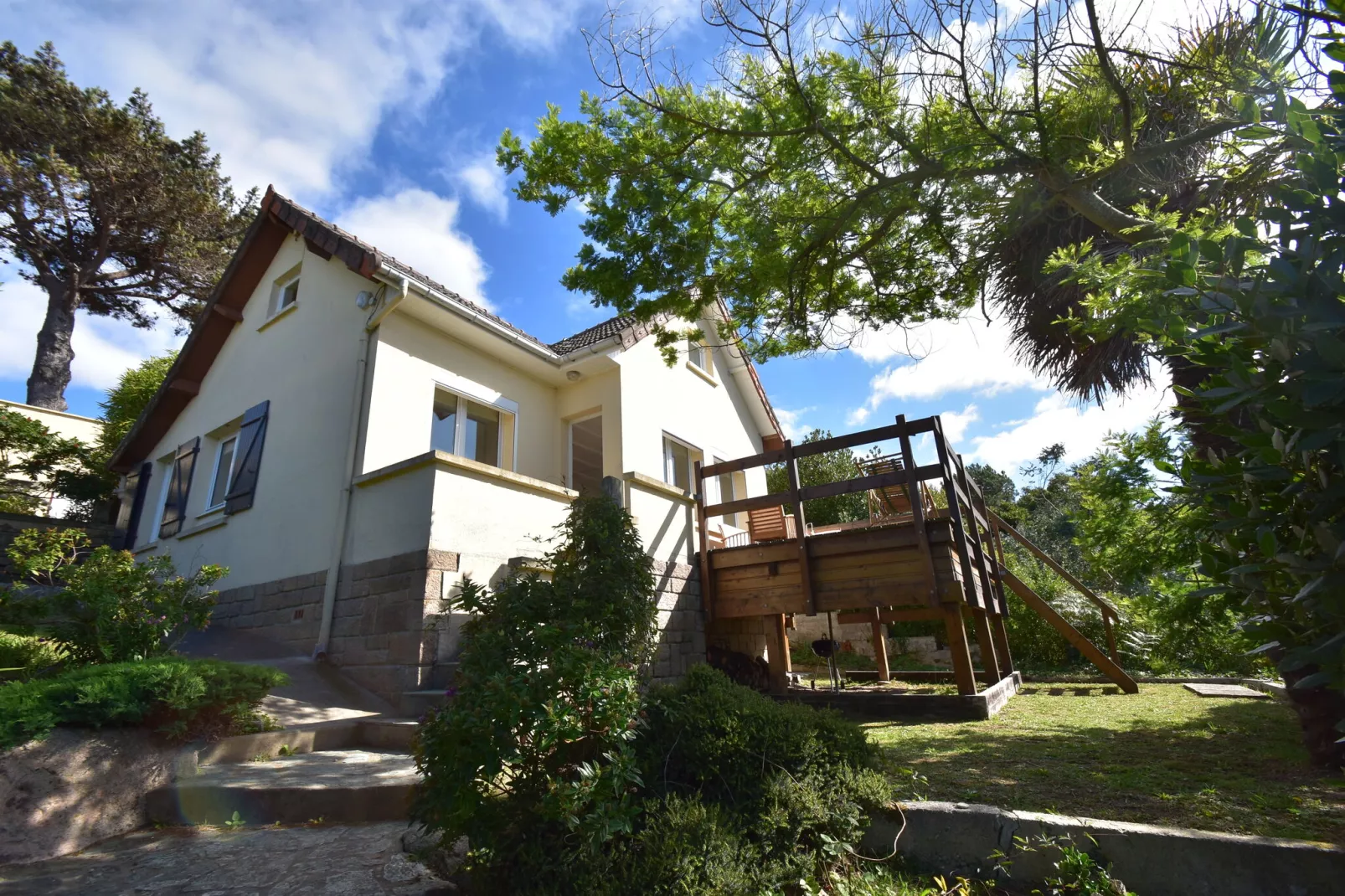 Scenic Holiday Home in Fermanville near Sea