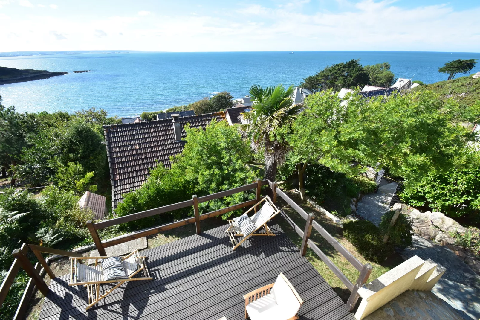 Malerisches Ferienhaus in Fermanville in Meeresnähe-Aussicht Sommer