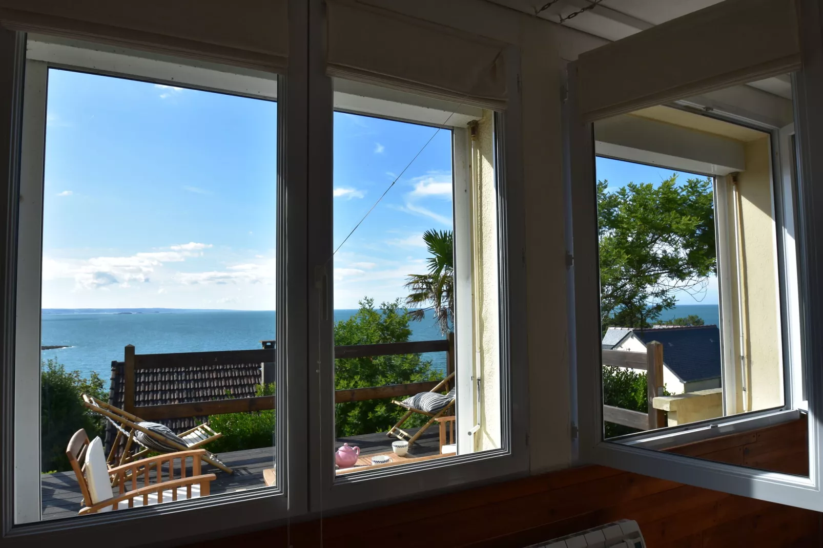 Malerisches Ferienhaus in Fermanville in Meeresnähe-Aussicht Sommer