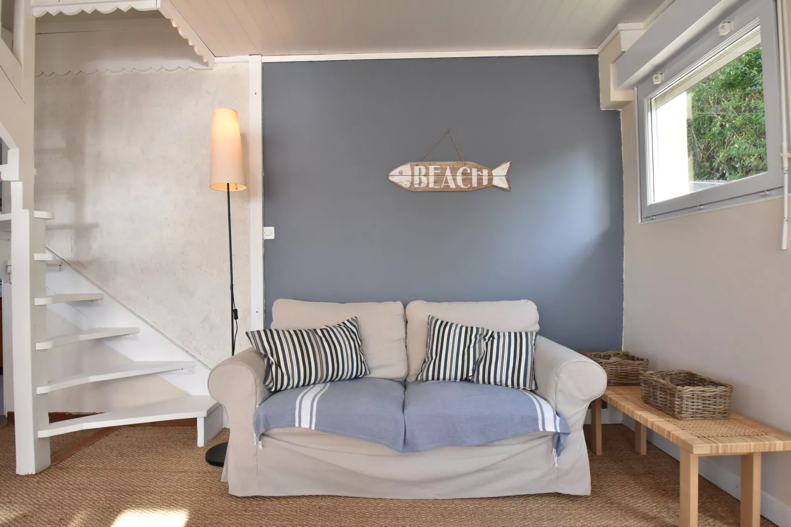 Malerisches Ferienhaus in Fermanville in Meeresnähe-Wohnzimmer