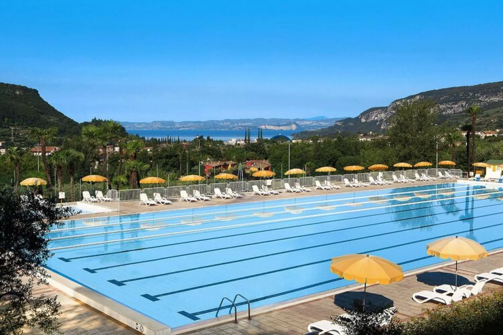 Apartments Poiano, Garda-trilo lake view-Pool