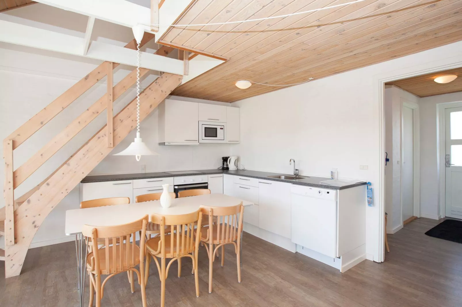 4½ room,2 level,attached house-Indoor