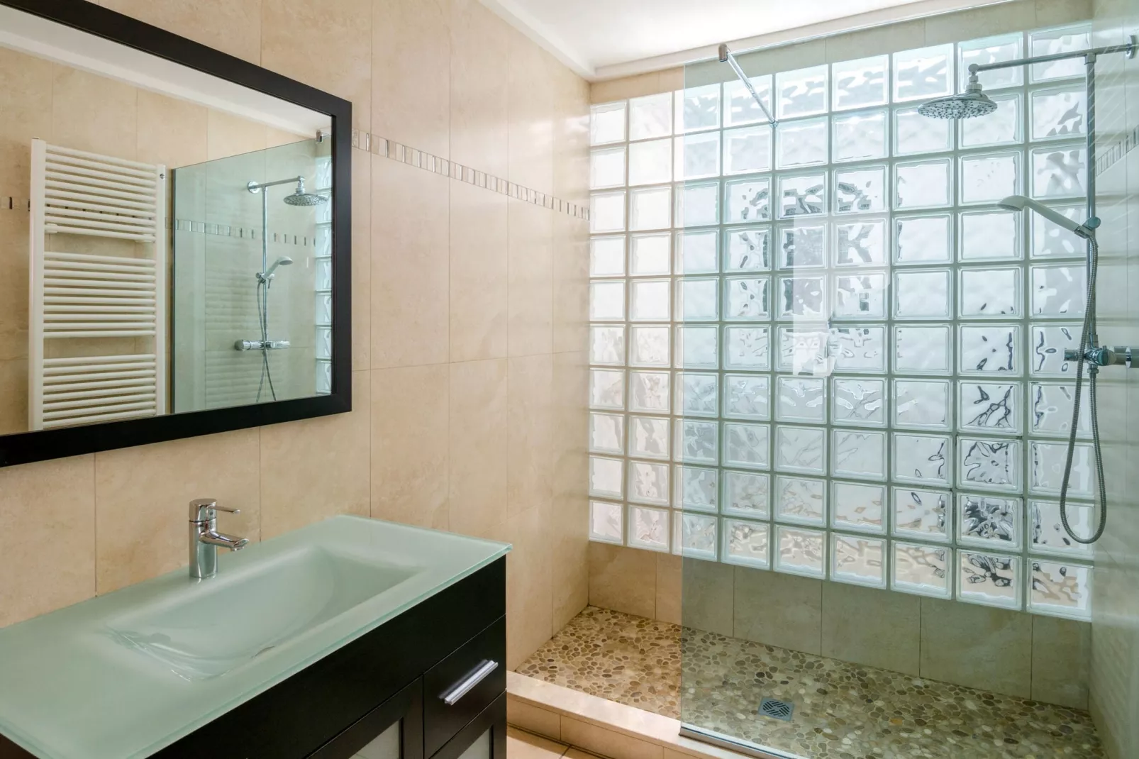 Casa Chloé-Bathroom