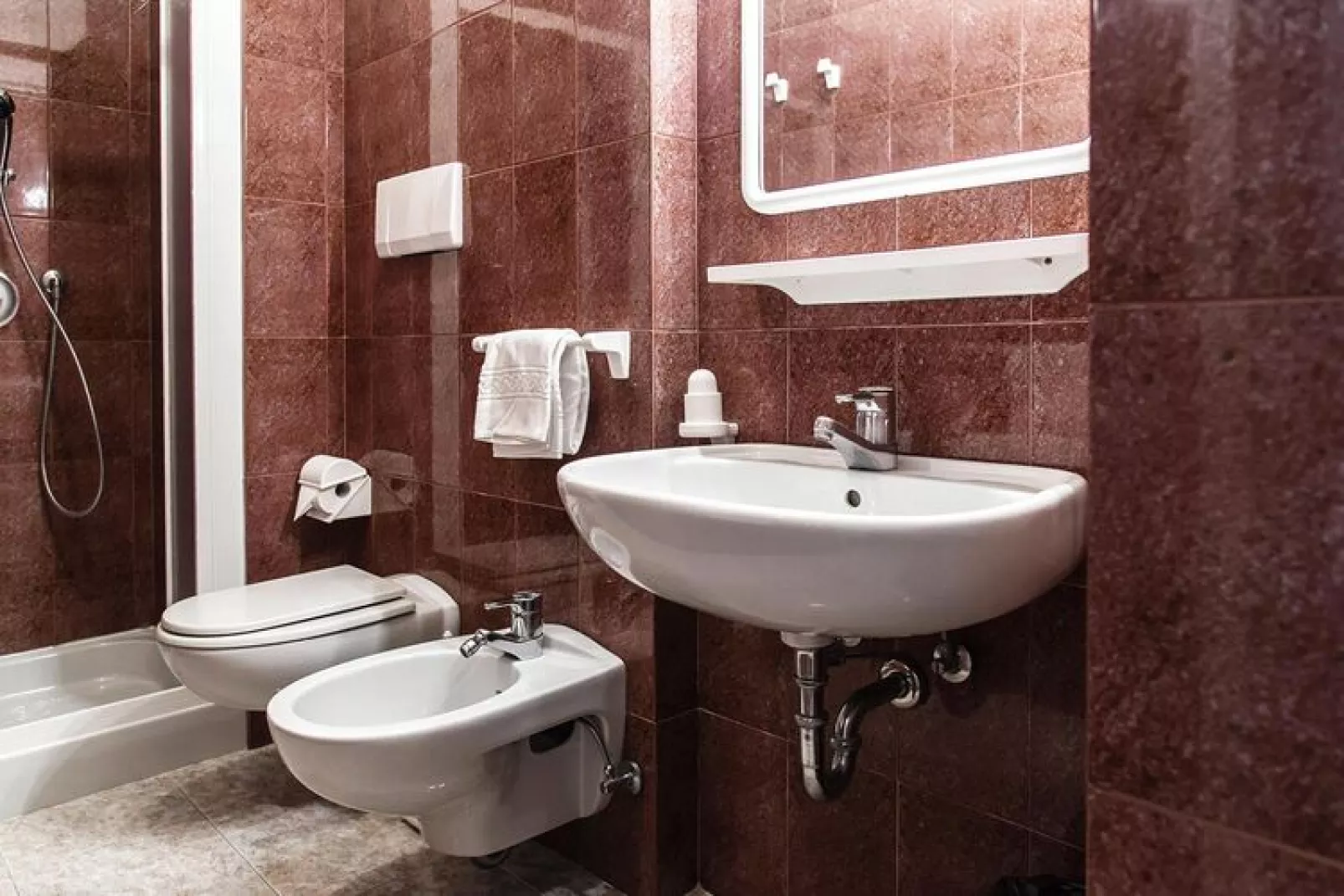Residence Monica, Riva del Garda-AP1 STD-Bathroom