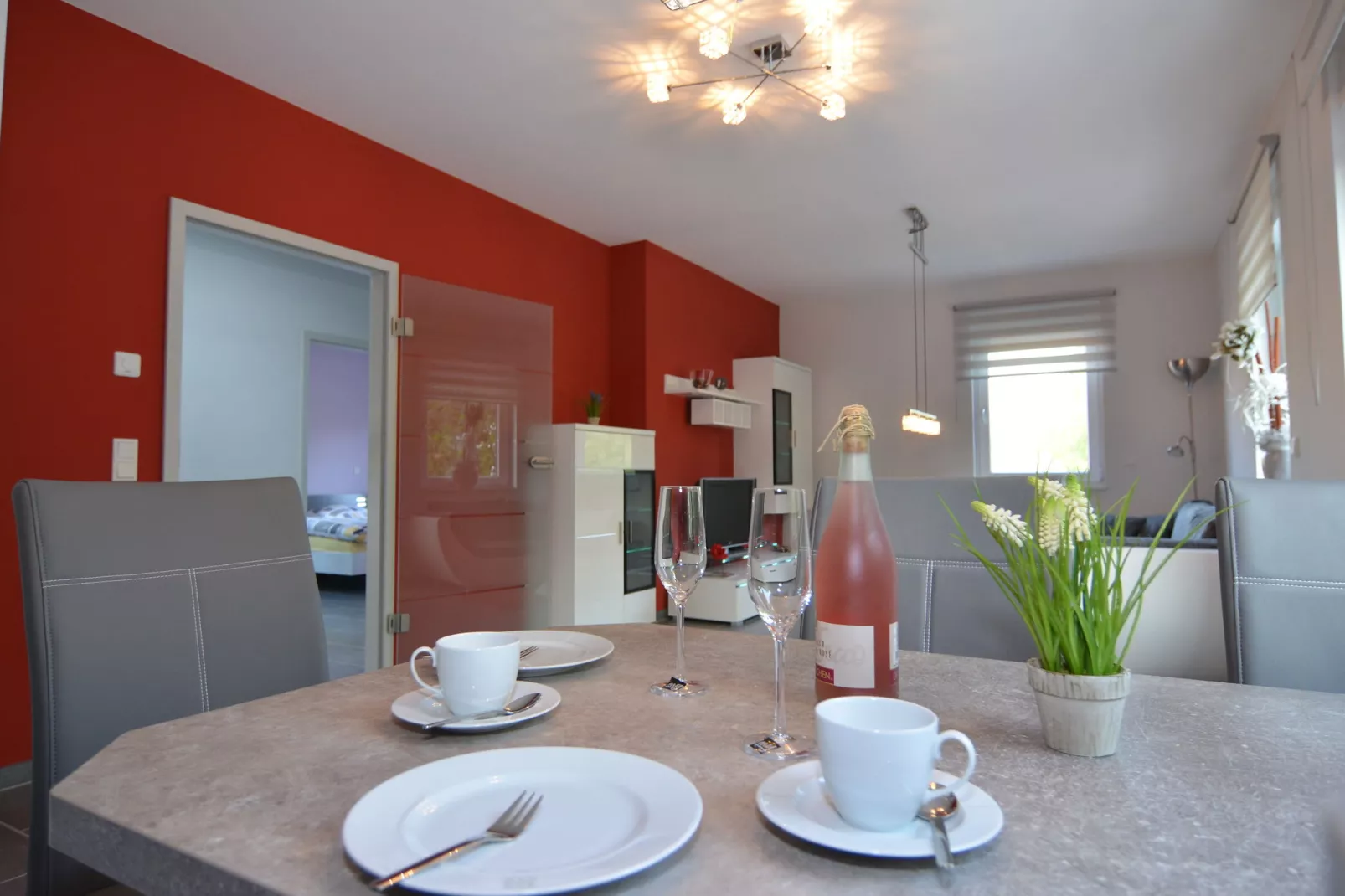 Sonnenschein-Dining room