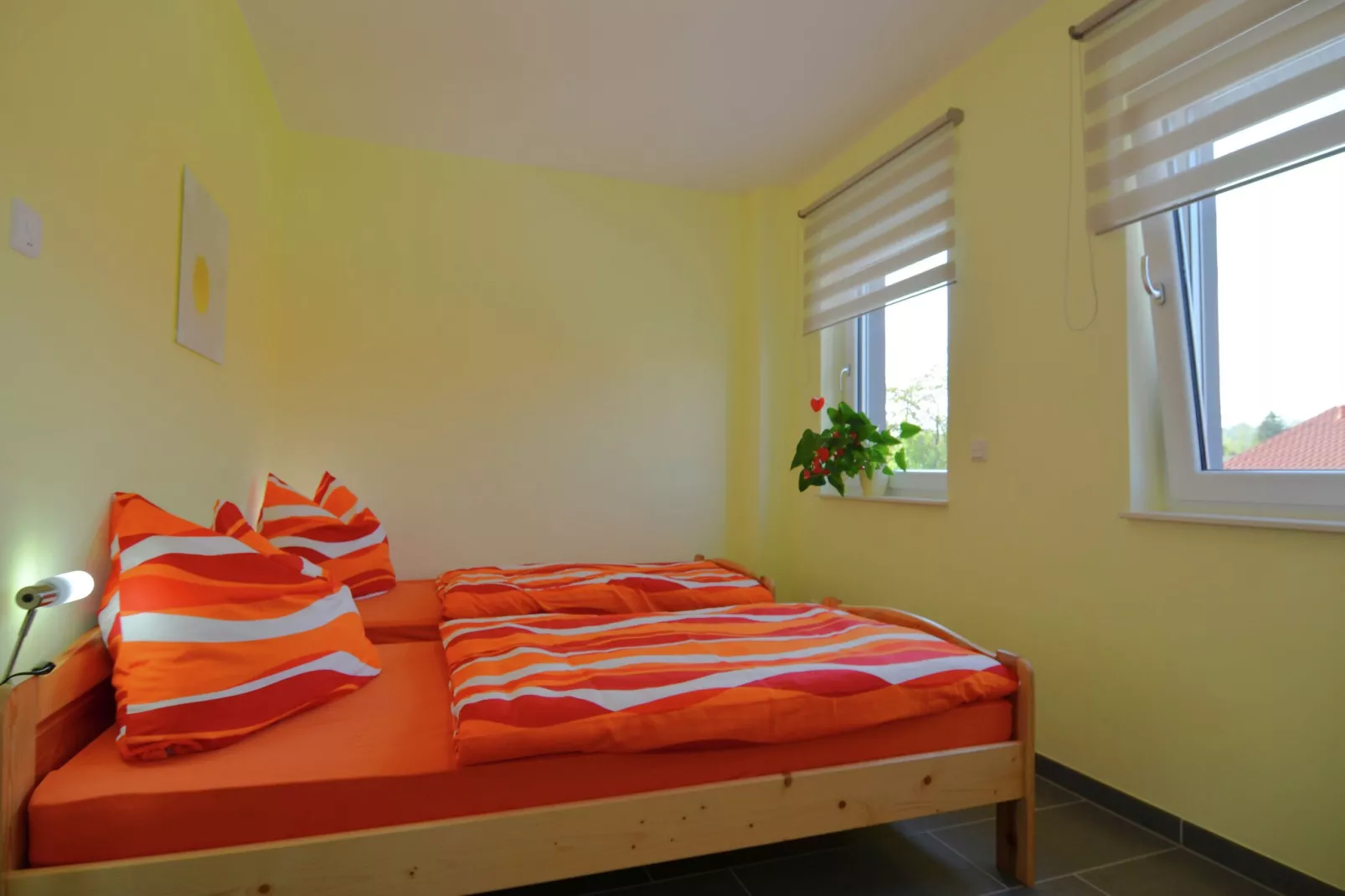 Sonnenschein-Bedroom