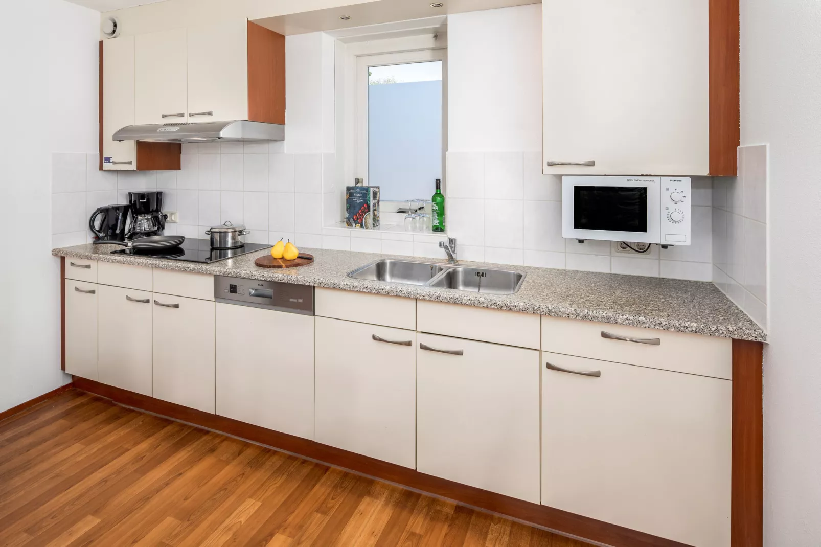 Aquadelta 32-Kitchen